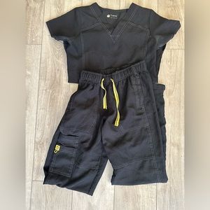 Wonderwink Size XS Scrub Set